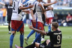 Joel Grodowski (Münster) fordert einen Elfmeter
Hamburger SV - Preußen Münster 31.08.2024
Foto: S. Sanders