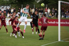 30. Juni 2024: Testspiel gegen den 1. FC Gievenbeck. Joshua Mees trifft hier nur die Latte.