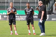 Trainingsauftakt bei Preußen Münster. Joshua Mees und Charalambos Makridis (v.l.).