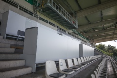 Umbau des Preußenstadions für die 2. Bundesliga. Die neuen Kommentatärenplätze sind modular und können schnell ab- oder aufgebaut werden.